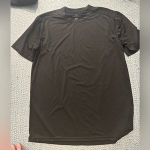 Men’s activewear real essentials T-shirts black size small 5 pack